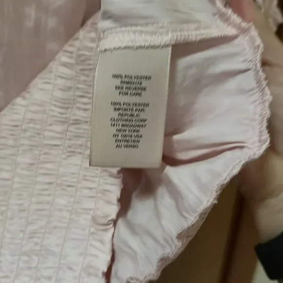 Light pink shell blouse for work or play - Picture 7 of 7